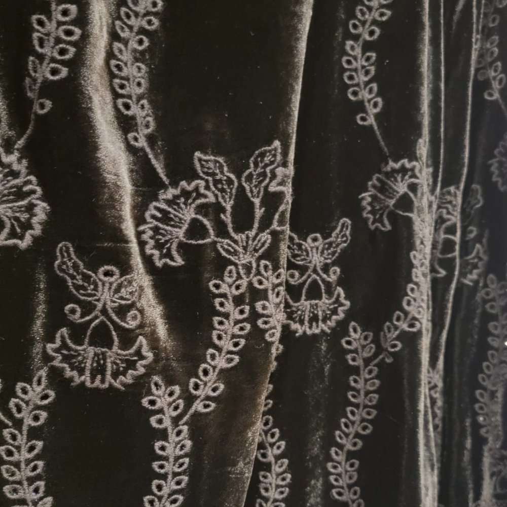 Johnny was, Black velvet lace, gorgeous, flawless XL top